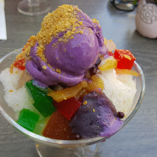 Halo-Halo